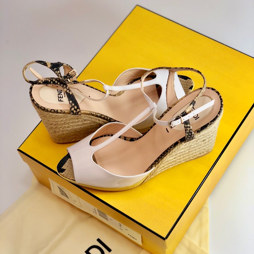 NIB FENDI ELODIE WHITE WEDGE HEELS - Picture 6 of 8